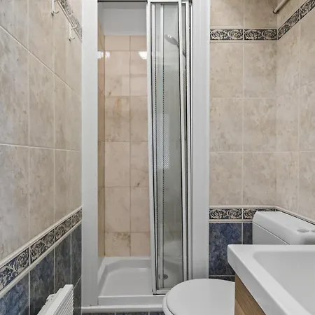 Mobility Lease Modern 1 Bedroom Parisian Charm * Levallois-Perret